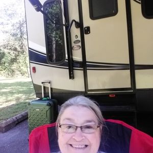 Meet your Posher, Cherri